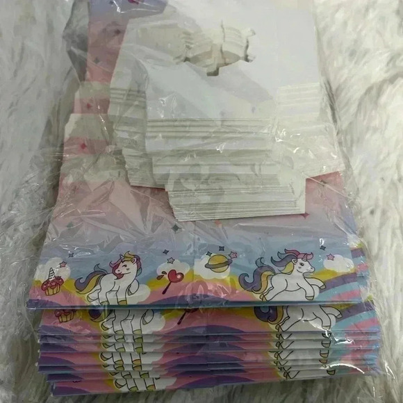 Unicorn box cupcake holders.50 ct.‎ - Picture 4 of 6